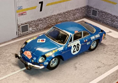 Renault_Alpine_A110_1971_Race_01-klein.jpg